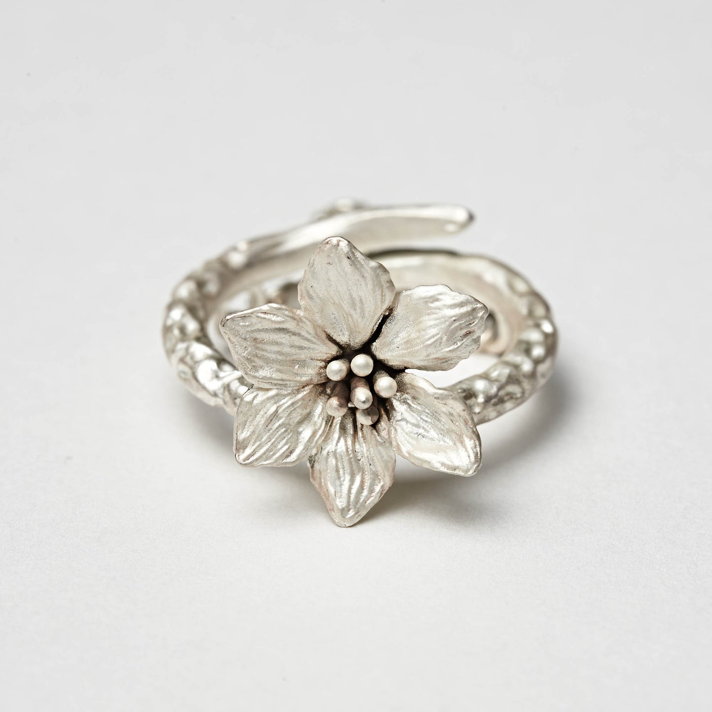 Collection: Fiancée "Floriography Ⅲ" Ring - [晿Cheng]